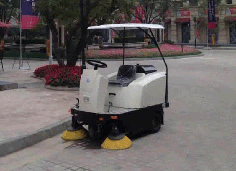 电动扫地车.gif