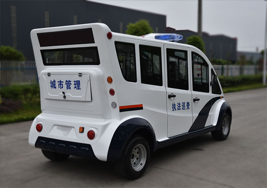 城管执法巡逻车.jpg 城管执法巡逻车.jpg