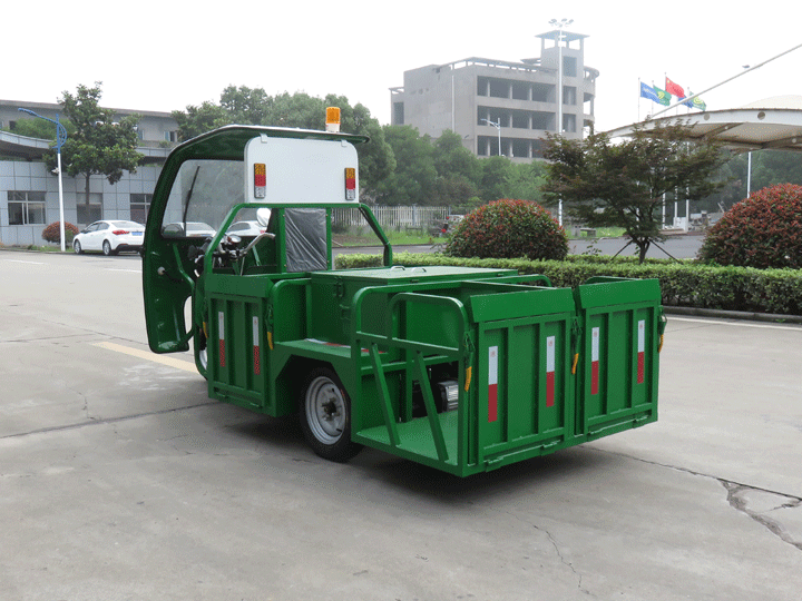 电动三轮四桶车.gif