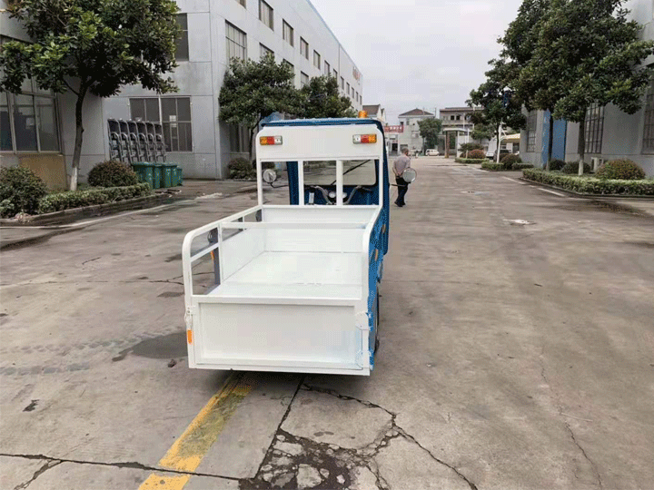 电动垃圾分类转运车.gif 电动垃圾分类转运车.gif