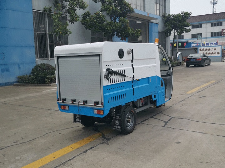 电动三轮高压清洗车.jpg 电动三轮高压清洗车.jpg