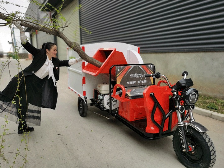 树枝粉碎机.jpg 树枝粉碎机.jpg